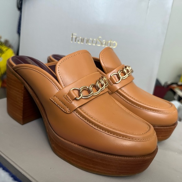 Franco Sarto Clogs - Picture 3 of 6